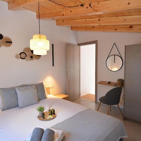 Michalianna Suites "By Checkin" Gouvai Exteriör bild