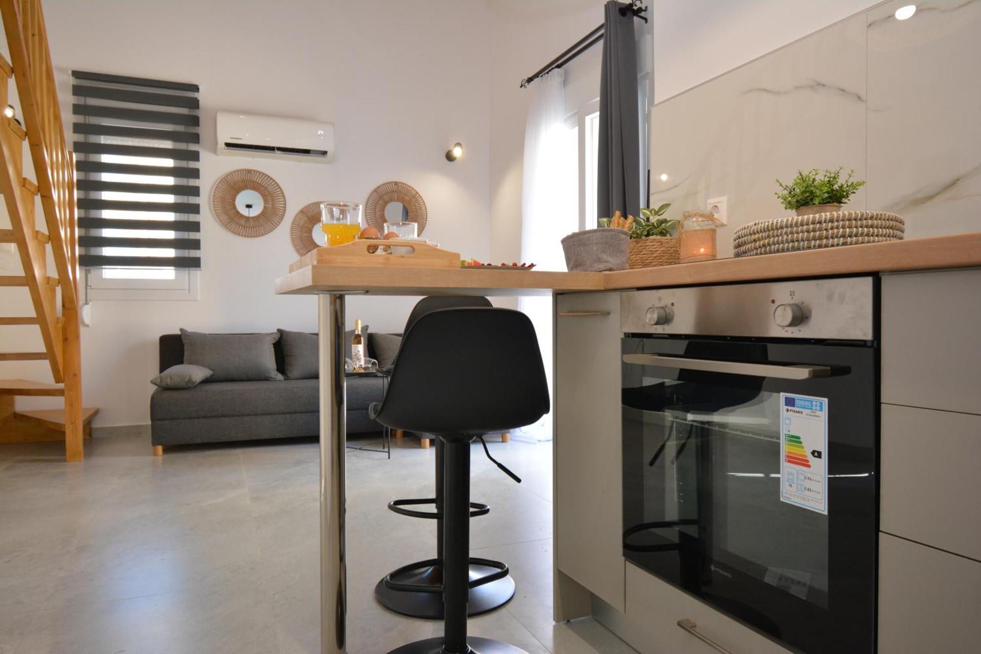 Michalianna Suites "By Checkin" Gouvai Exteriör bild